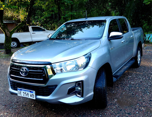 Toyota Hilux 2020 2.8 Cd Srv 177cv 4x4 At