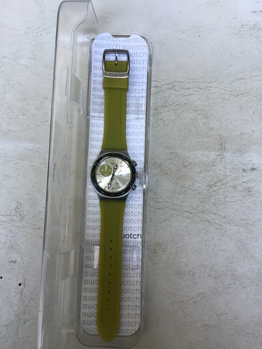 Reloj Swatch Irony Chrono .verde . Impecable. Estuche .