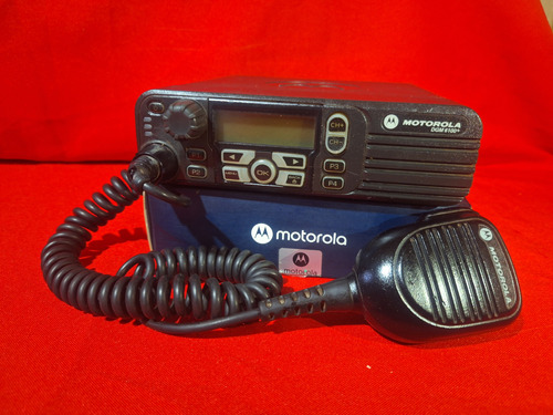 Radio Vhf Uhf Motorola Dgm 6100