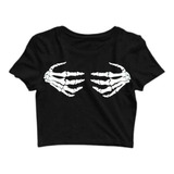 Cropped Feminino Camiseta Estampado Mãos Nos Seios Blusinha