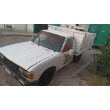 Nissan Pickup 1990