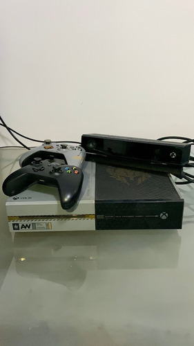 Microsoft Xbox One 1tb + 2 Controles