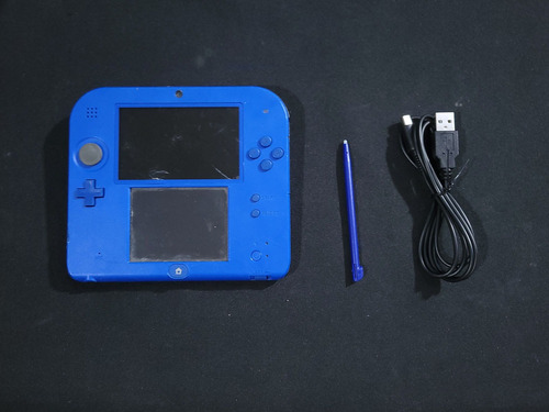 Nintendo 2ds Azul Con Detalle Pantalla Sup