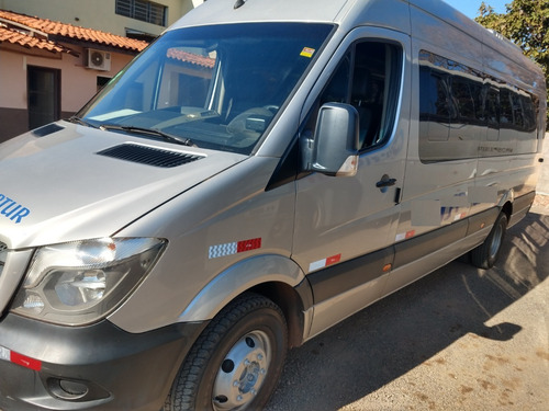 VAN MICROONIBUS SPRINTER MERCEDES 515 21 LUGARES ANO 2018