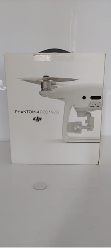 Drone Dji Phantom 4 Pro+ V2.0 Quadcopter Com Tela 5.5 Usado