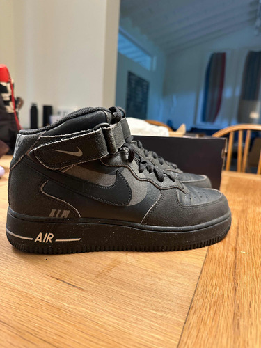 Nike Air Force 1 Mid Negras Us9