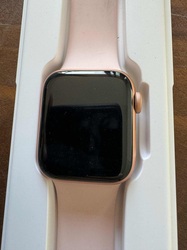 Apple Watch Serie 6 Gold Pink, Reloj Sin Uso, Banda Con Uso