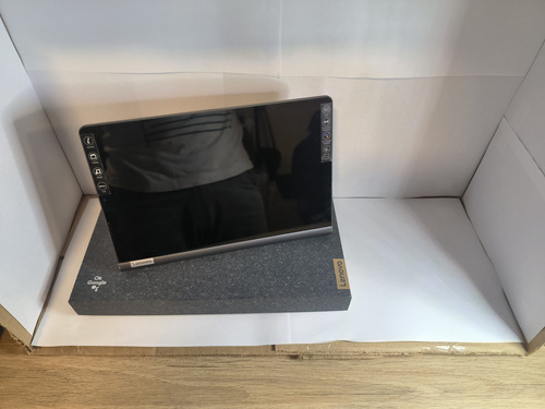 Tablet  Lenovo Yt-x705f