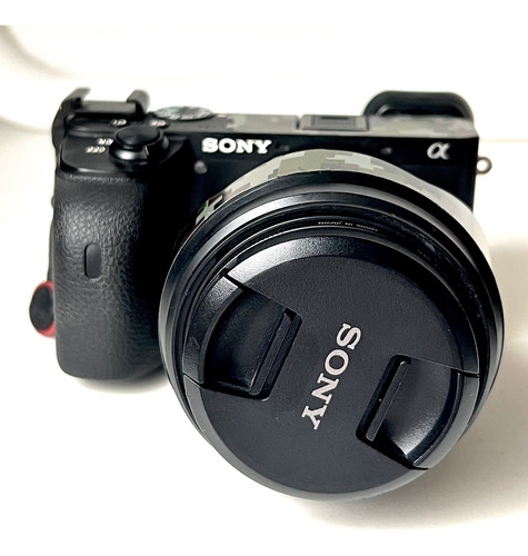 Camara Mirrorless Sony Alpha A6600 + Lente E 10-18 Oss
