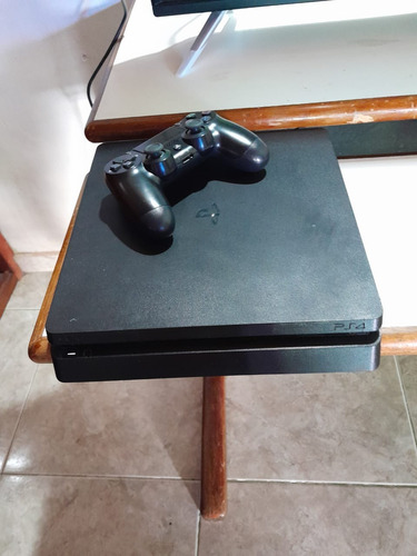 Consola Playstation 4 Slim De 1 Tb, 1 Control, Gta 5 Y Pes21