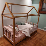 Cama Casita Montessori Baranda Completa. 190x080 Pintada.