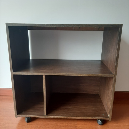 Mueble Con Ruedas 