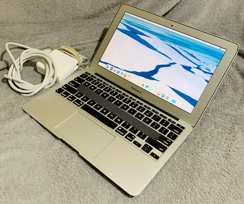 Macbook Air 11 I5 - Bateria Nova - Top - Frete Grátis 