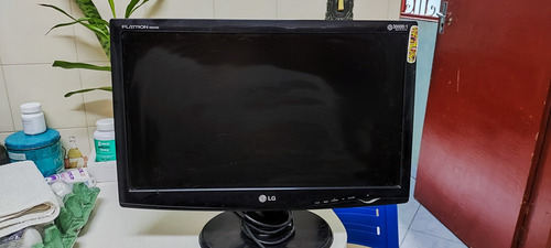 Monitor LG 20' Semi-novo Vga