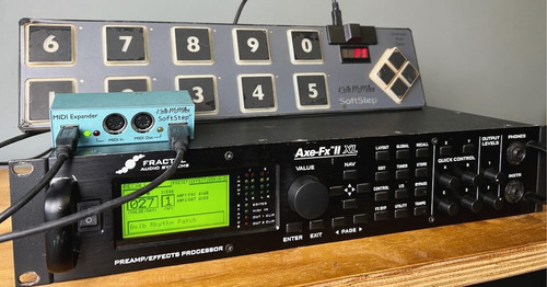 Fractal Axe Fx Ii Xl + Controlador Mídi + Acessórios