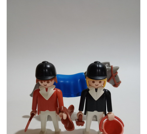 Playmobil 3305 Jinetes Con Caballo Completo