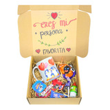 Caja Kit, Persona Favorita, Taza Pingüinos Pareja, 11oz