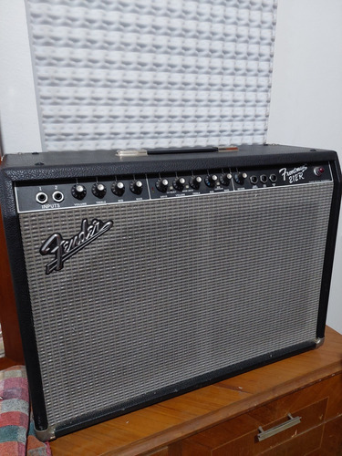 Amplificador Fender Frontman 212r. 100watts Reales.