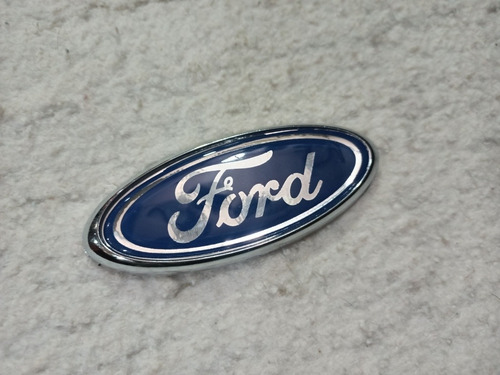 Logo Emblema Parrilla Ford Fiesta Y Ka 9.5cm X 3.8 Ancho Foto 2
