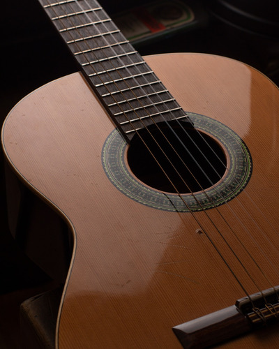Guitarra Clasica Tapa Cedro Puelo Luthier