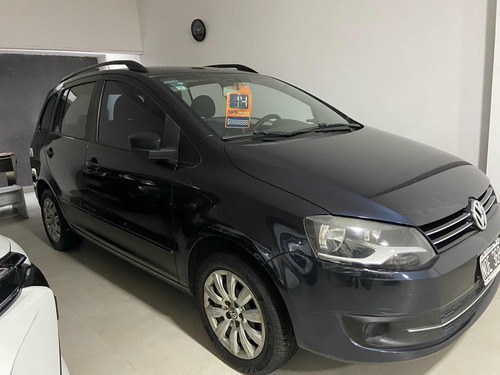 Volkswagen Suran 2014 1.6 Comfortline 101cv