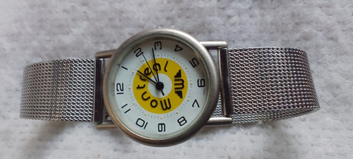 Reloj De Muñeca Marca Montreal.