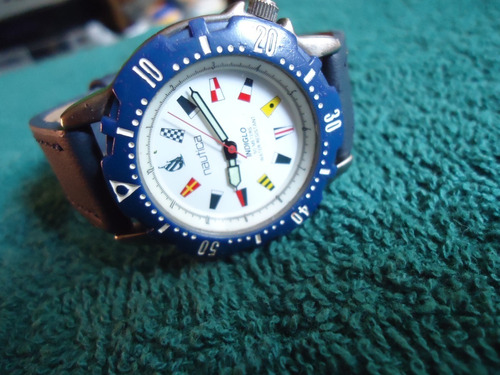 Nautica Reloj Retro Con Luz