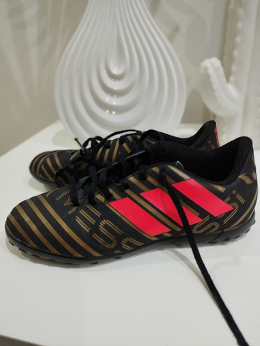 Botines adidas Messi T.36