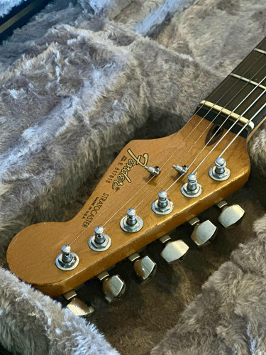 Fender Stratocaster