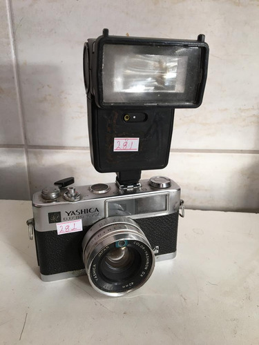 N°281 Antiga Câmera Fotográfica Yashica Eletro -não Funciona