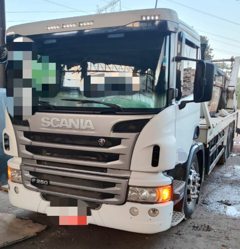 Scania P250 6x2 2015 Chassis Mugen Caminhões