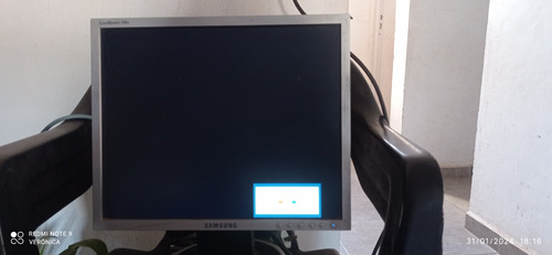 Monitor Samsung Synemaster 740 N