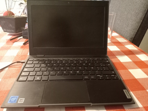 Computadora Lenovo 100e 2nd Gen