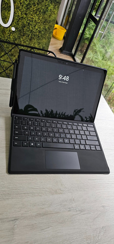 Microsoft Surface Pro 8