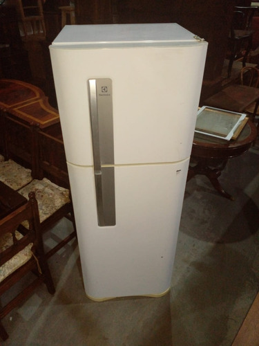 Heladera Electrolux Df 3500 Blanca C/ Freezer No Frost 298l 