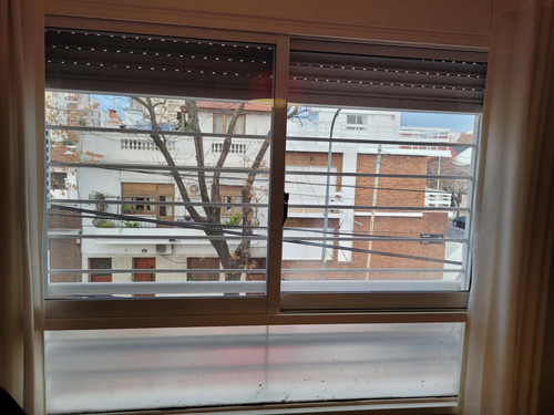 Ventana De Aluminio 93,5 X 108,4 Simple Vidrio C/mosquitero