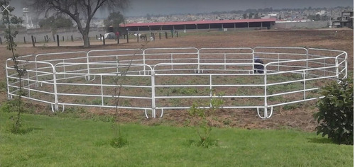 Roundpen Corral 15 Paneles  Y 1 Panel Puerta 