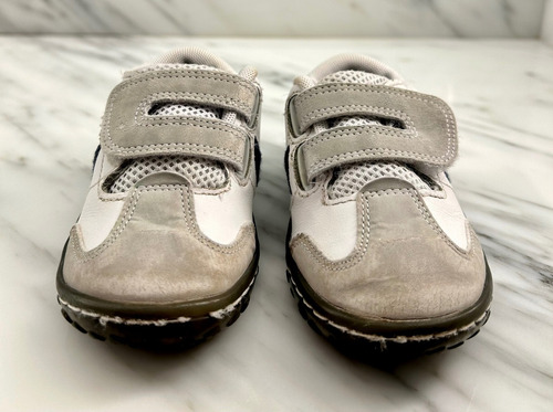 Zapatillas Nike Infantiles Cuero Blanco Talle 22 (6c Usa)