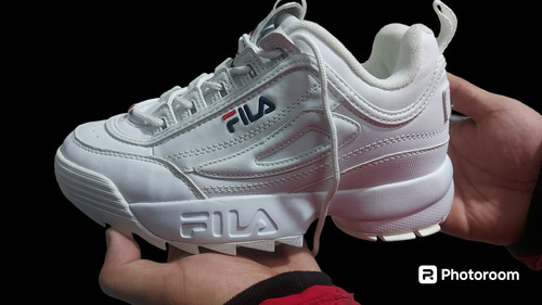 Fila Disruptor Prácticamente Nuevas