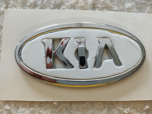 Emblema Logo Trasero Kia Rio  Foto 4