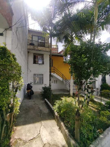 Vendo Casa, Barrio Mirador De Alta Vista,  Rosalpi,  Bello