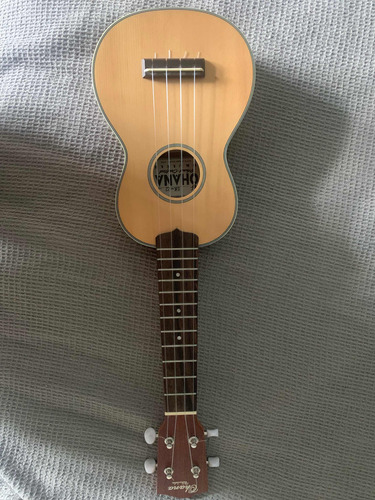 Ukelele Ohana Sk-22