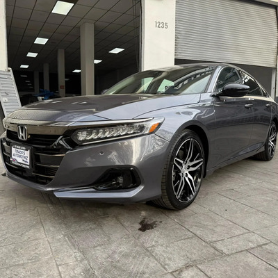 Honda Accord 2.0 Touring At