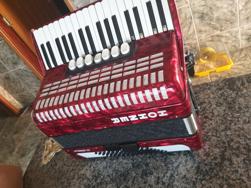 Acordeon ,hohner