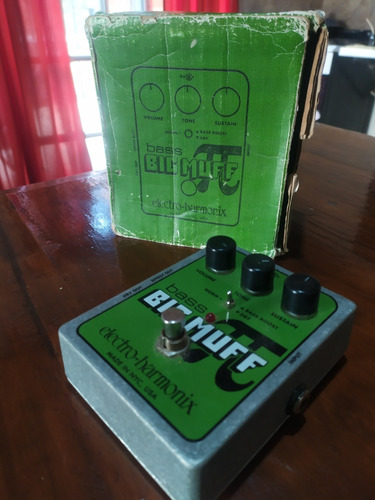 Overdrive Pedal Big Muff Bajo