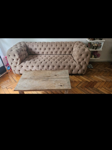 Sillon Chesterfield Y Mesa Ratona De Madera