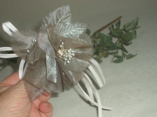 Flor De Cabelo Ou Broche De Tule