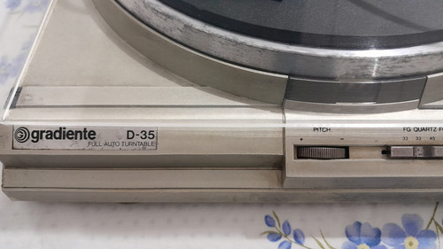 Toca Discos Gradiente D35 Automatico - Usado