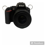 Cámara Nikon D5600 + Lente 35mm 1.8