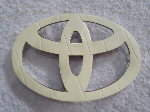 Emblema Logo Parrilla Toyota Prado  Foto 4